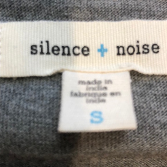 Silence + Noise Top | Gray w/ antique gold beading - Picture 3 of 4